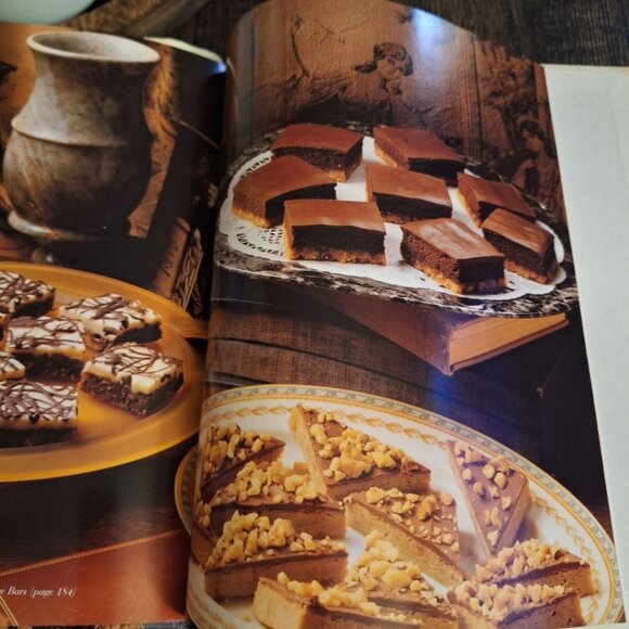Betty Crocker Ultimate Cookie Book 1992 Vintage Hardcover Family Bake Christmas - Picture 11 of 12